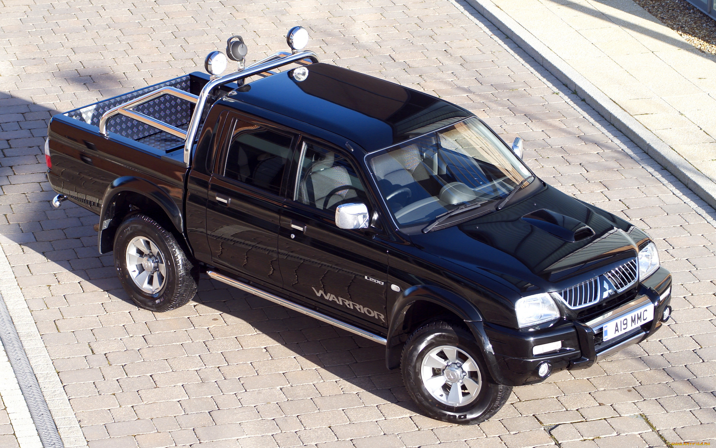 , mitsubishi, l200